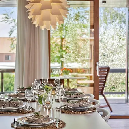 Huswell - Modernist Design House With Garden Near The Tatil Evi *
