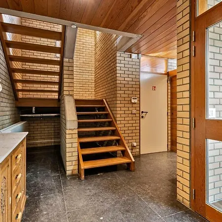 Huswell - Modernist Design House With Garden Near The Tatil Evi